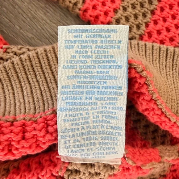 Boden classic Coral and Taupe Knit Sweater Oversized feel - Picture 9 of 9